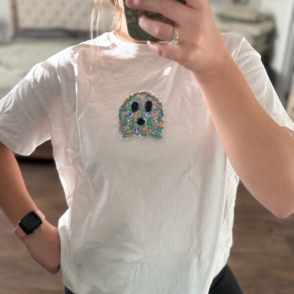 👻✨ Upcycled Ghost Tee Size Medium